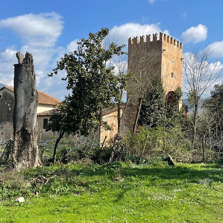 Alloggio La Torre Fossanova Priverno Exterior foto